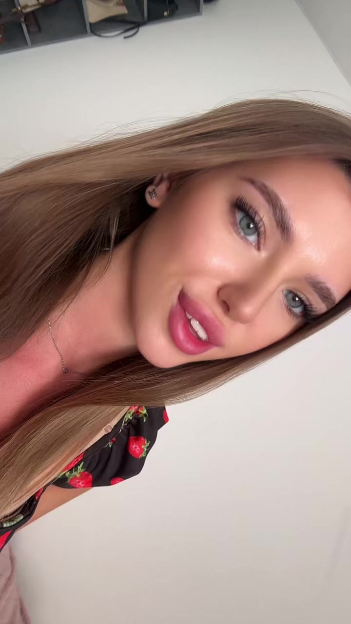 @Erika_Kem