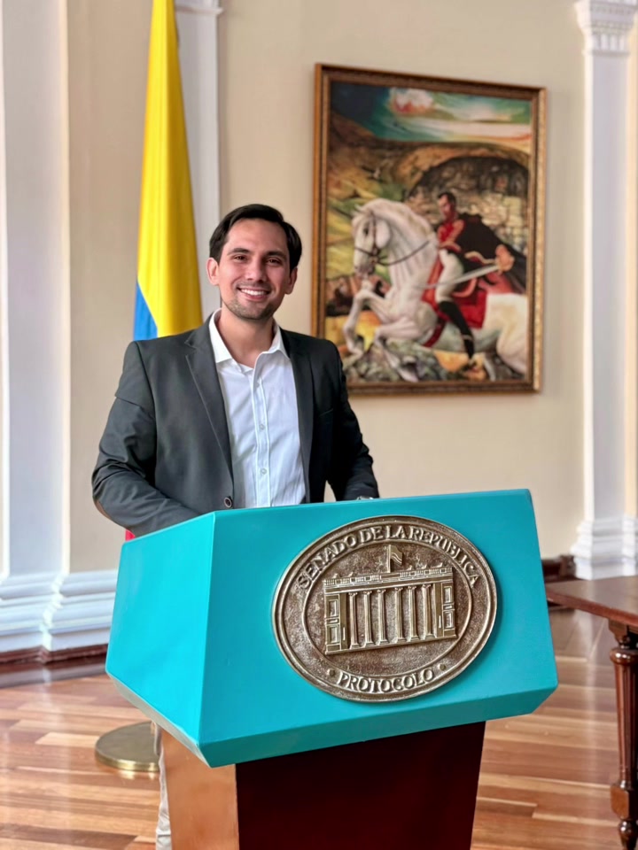 @Diego Alonso Pomareda