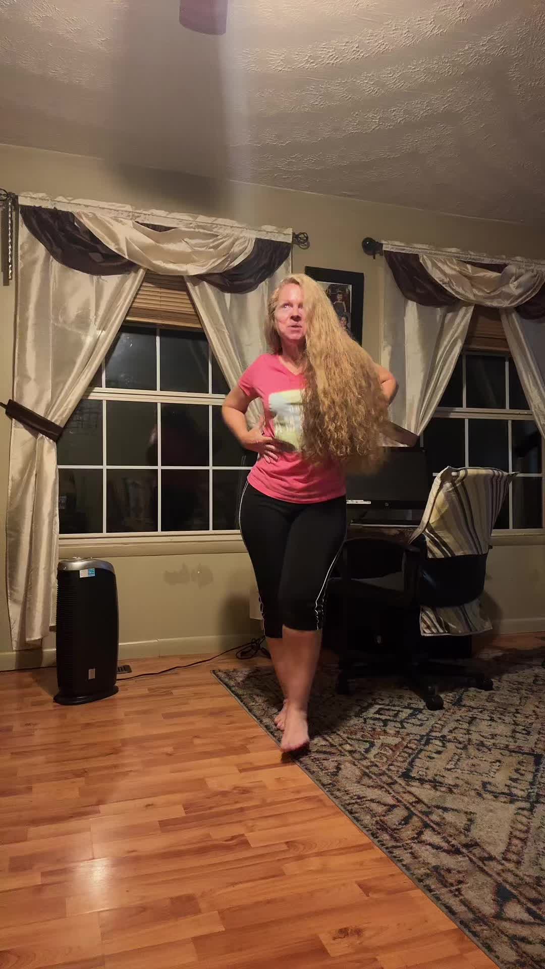@Gg