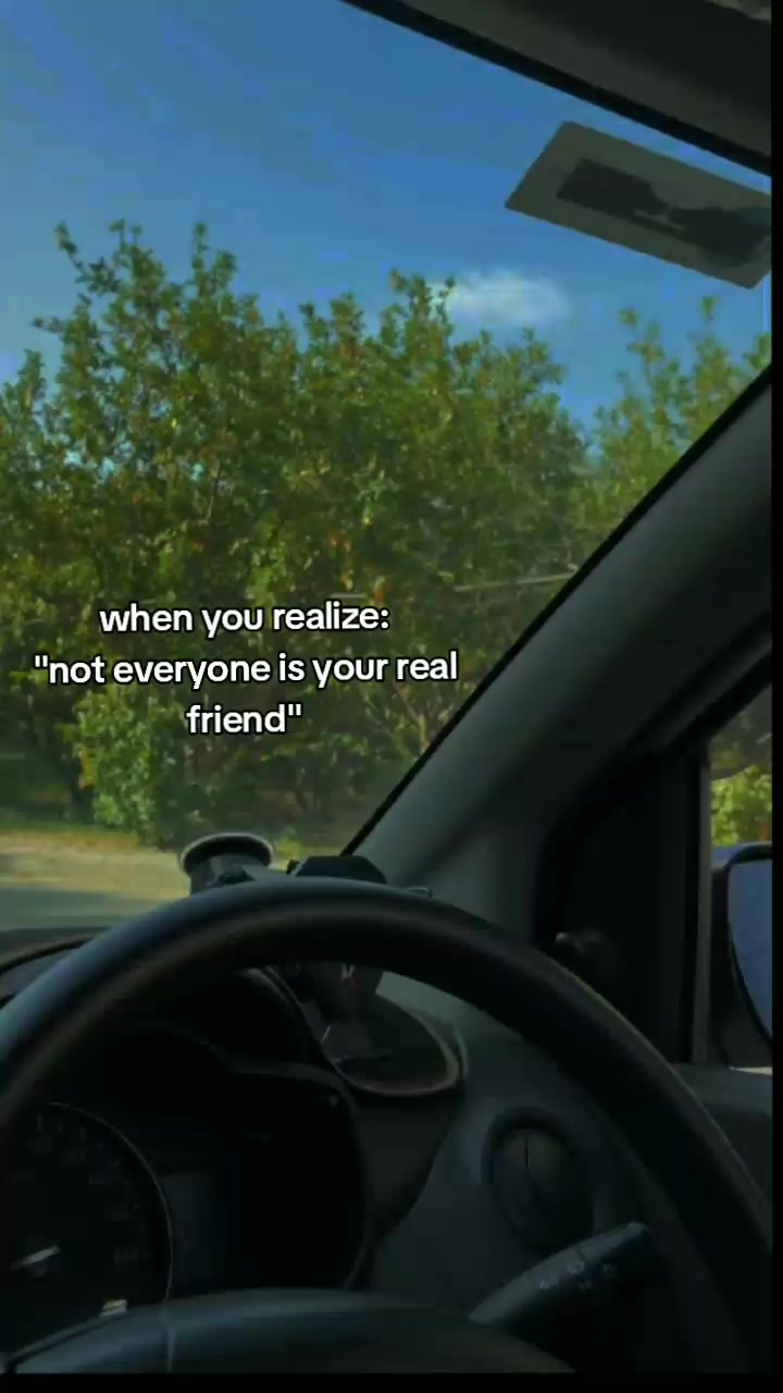 @⚜
