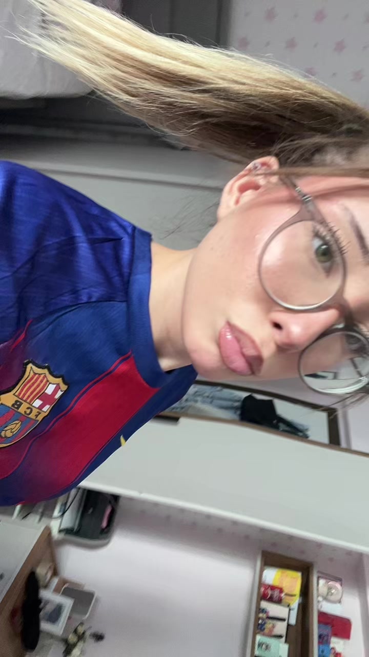 @vdka_aa