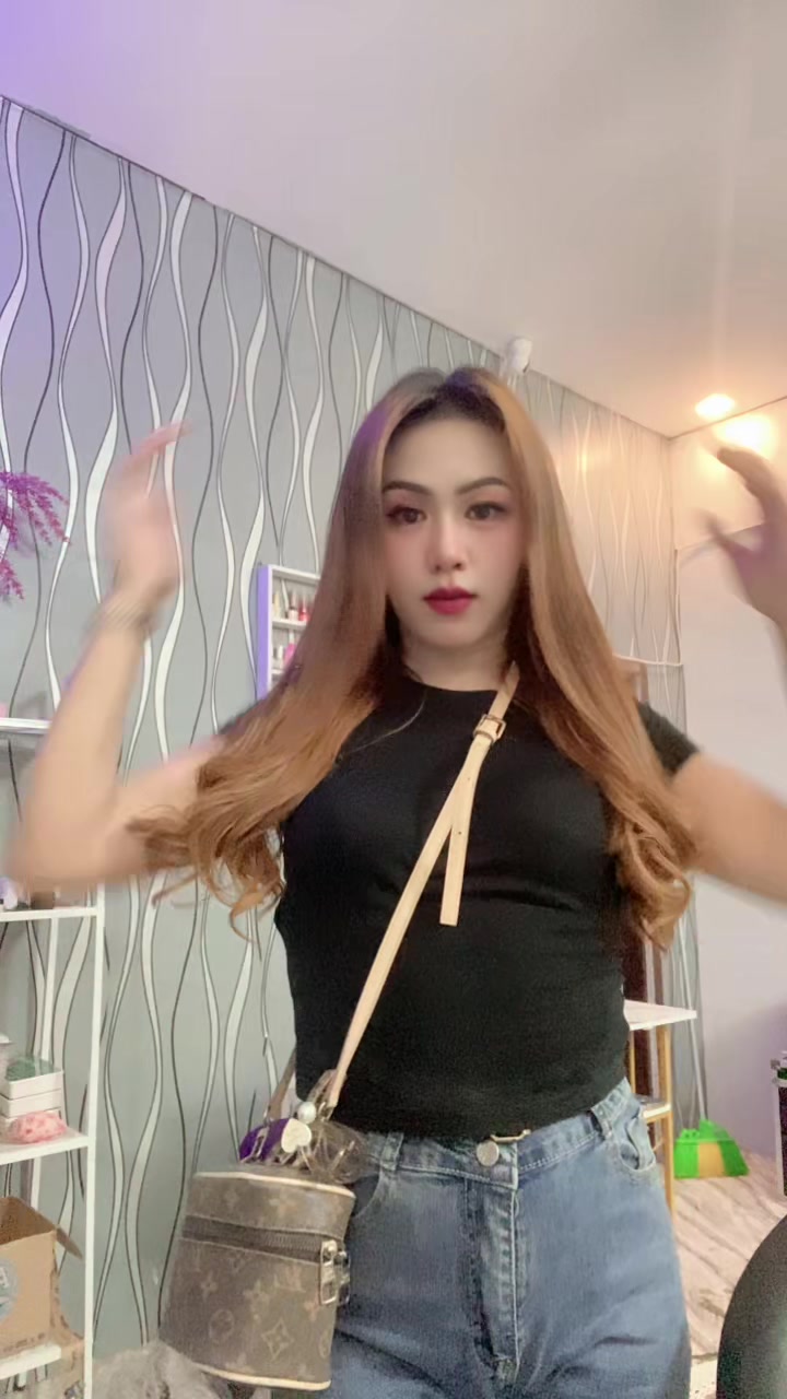 @Sabrina