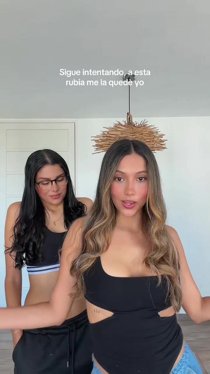@AdriyMiche💗🌈