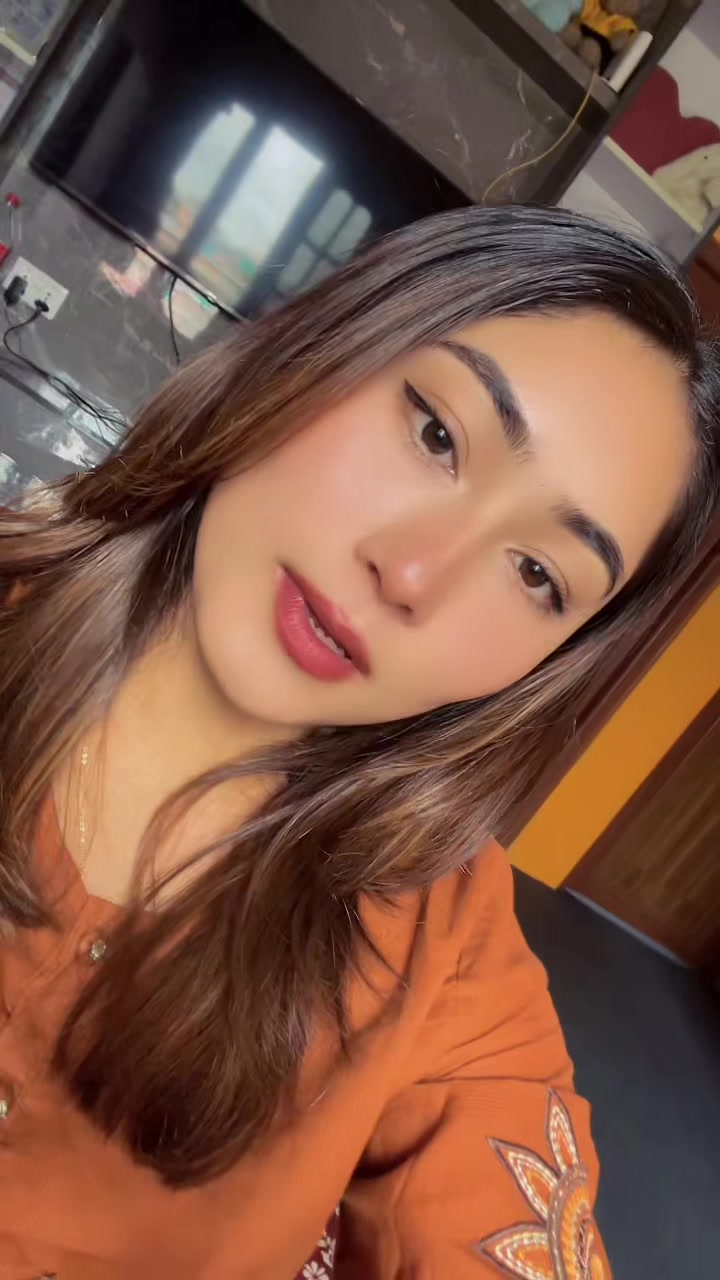 @Manisha_🦋