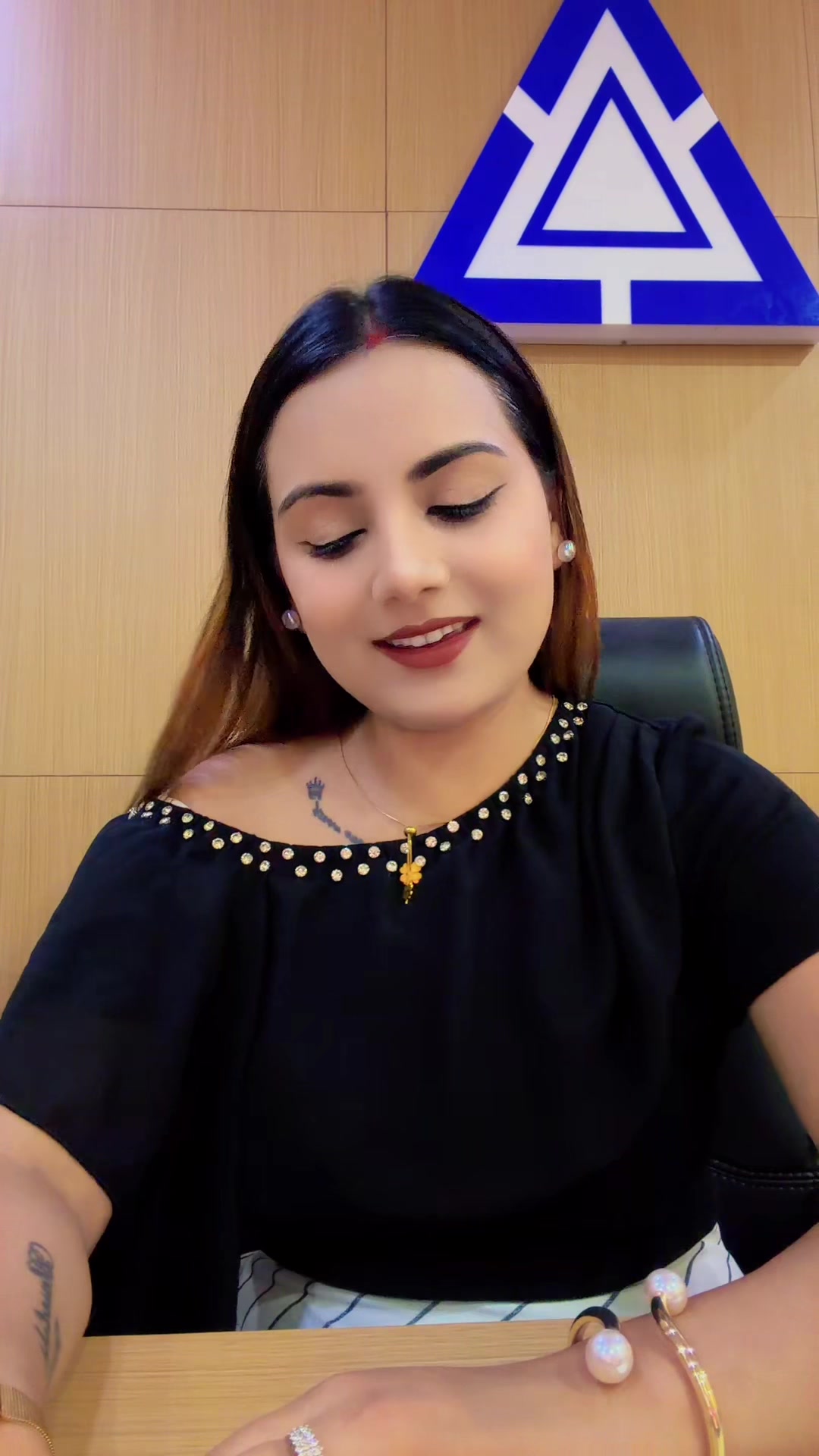 @Manisha😇