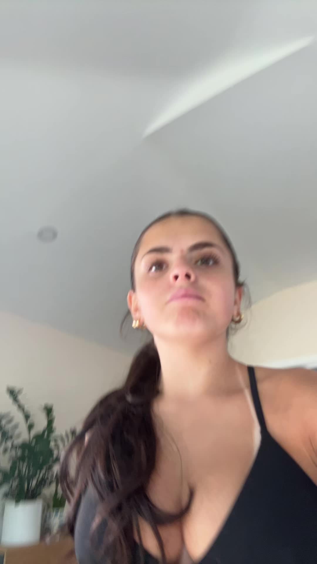 @yael