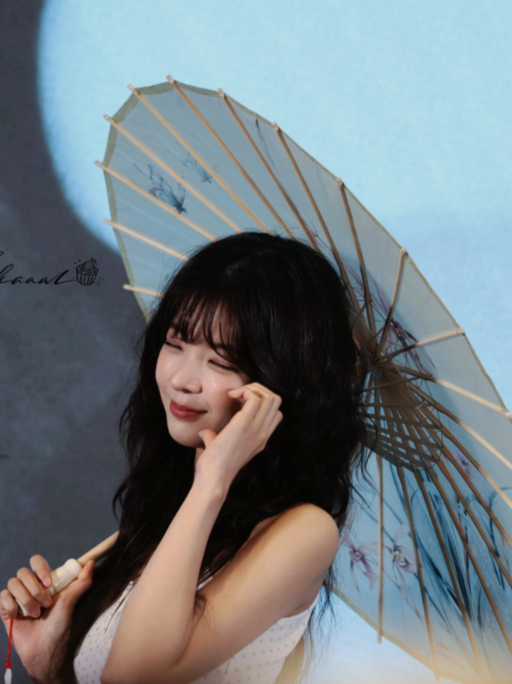 @bloomitzy