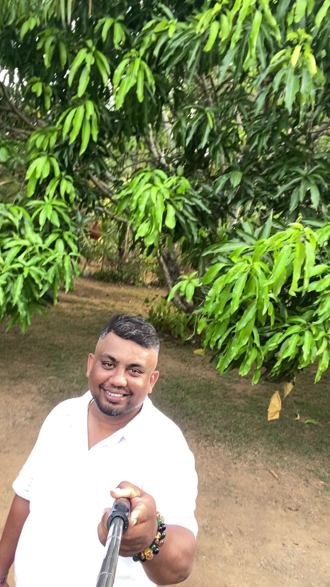 @"Shammi Rox" --දම් රැජිණි --