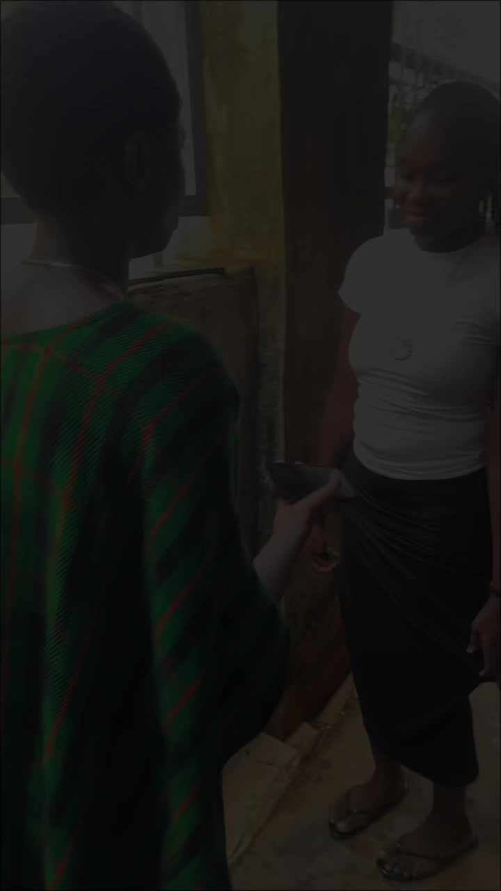 @🚶🏾♀️