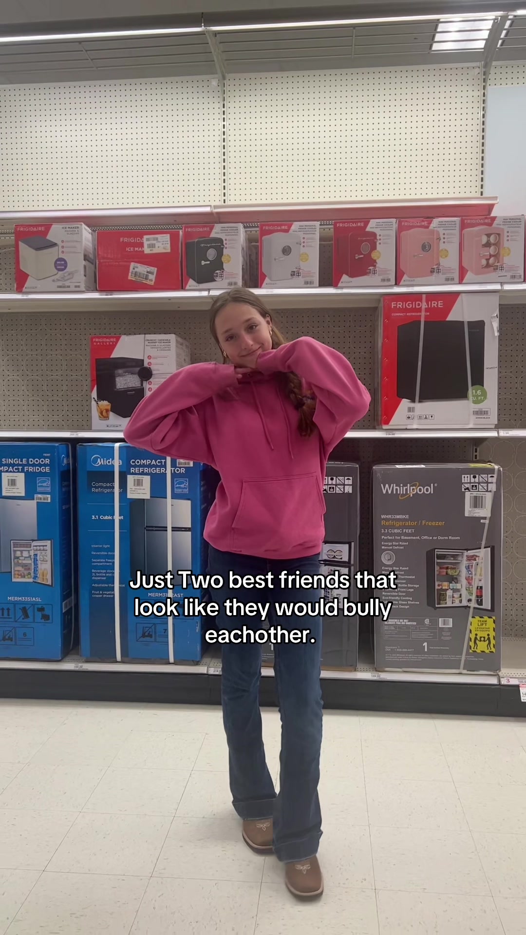 @Victoria  (felixs gf)🤭
