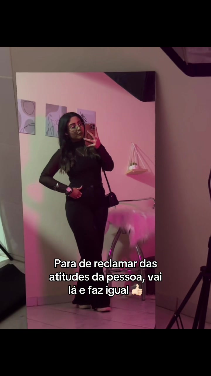 @Livia Fernandes