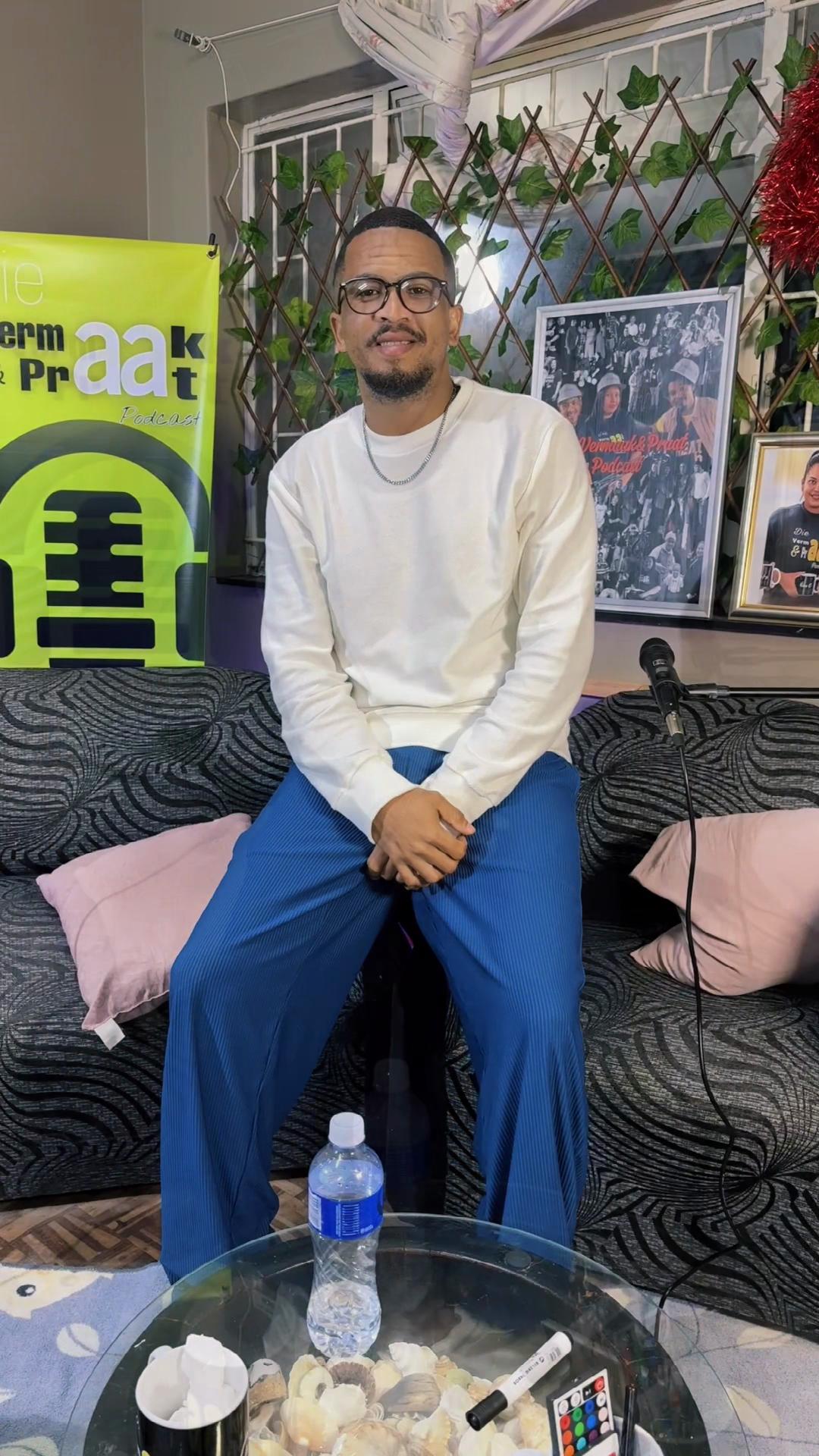 @𝗙𝗿𝗮𝗻𝗸𝗹𝗶𝗻 𝗟𝗼𝘁𝘇