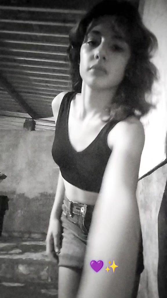 @Abigail🍒✨🤎