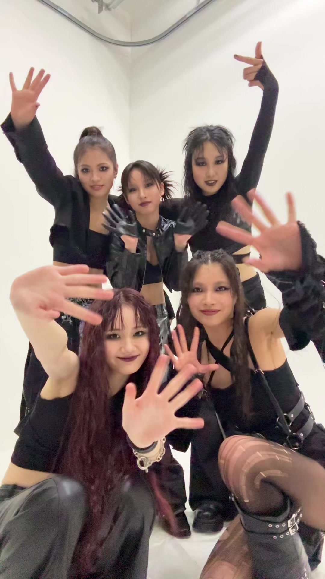 @HEROINE CIRCUS（ヒロインサーカス）