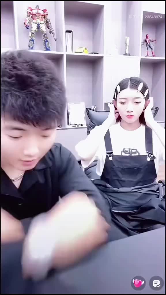 @吳念汶