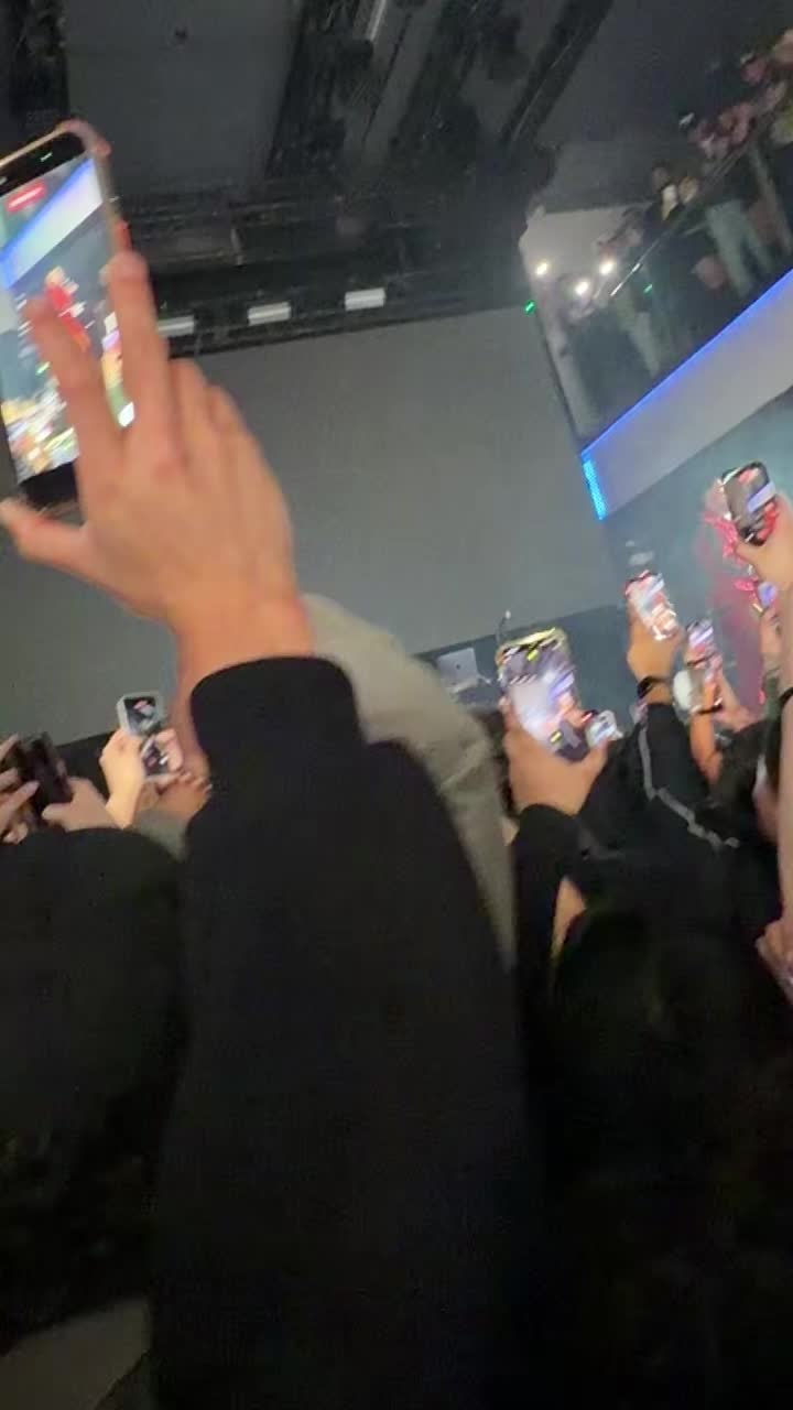 @𝓛𝓮𝓲𝓭𝔂 𝓯𝓻𝓪𝓷𝓬𝓸