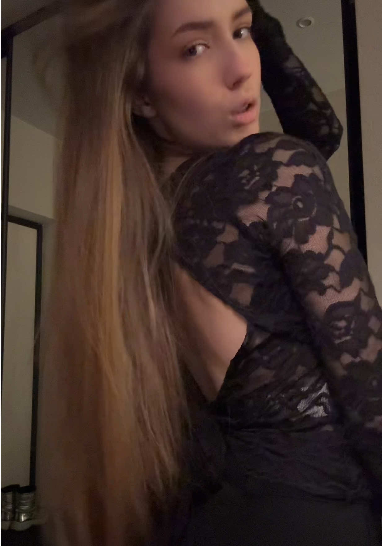 @NIKONA🪽