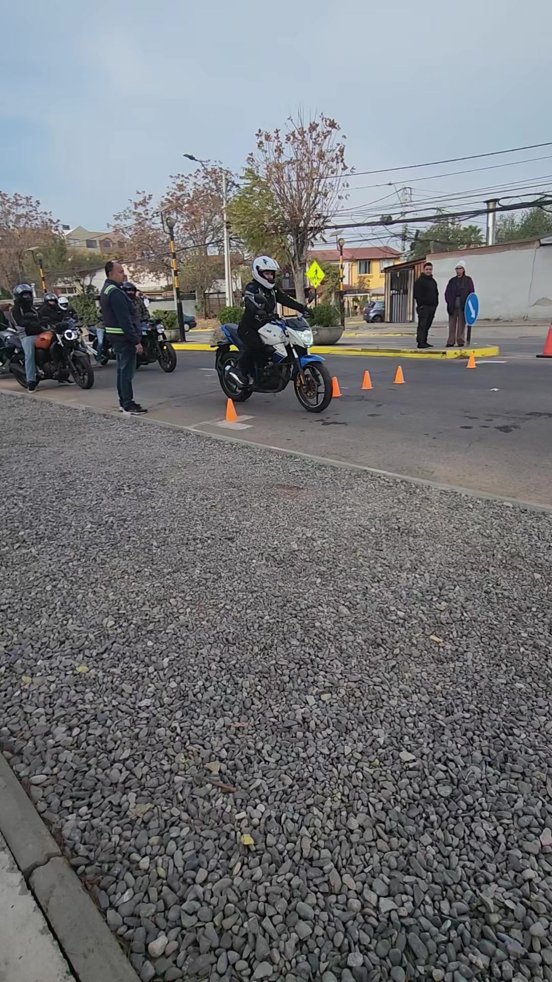 @CLASESDEMOTO.GIXXERMANIA