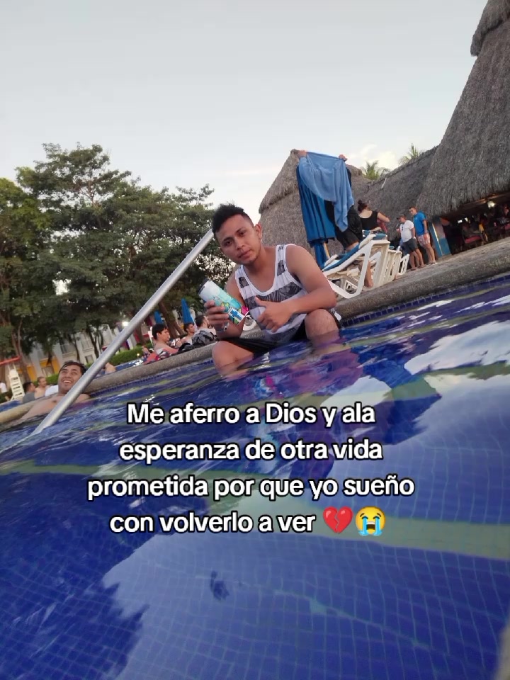@Gabi ᥫ᭡