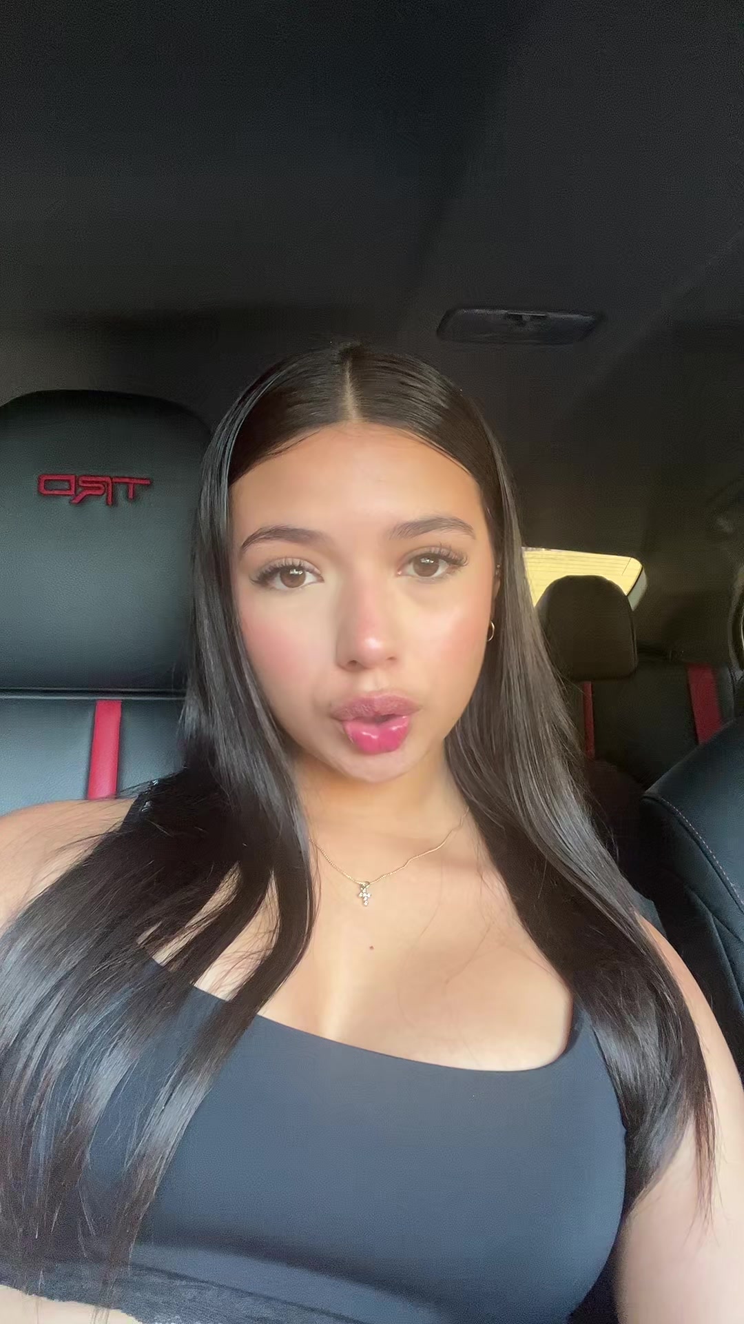 @Victoria
