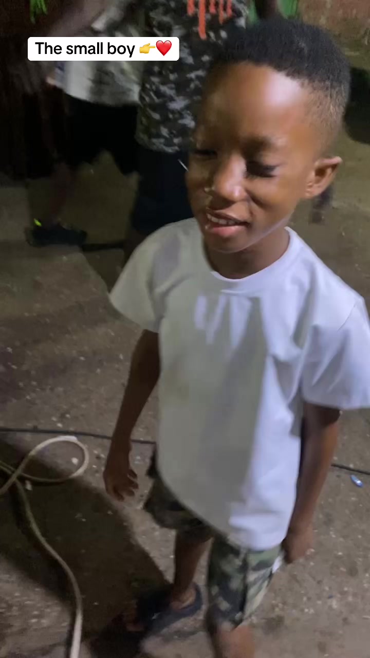 @BAAMUJI CEO 🤴🎭❤️