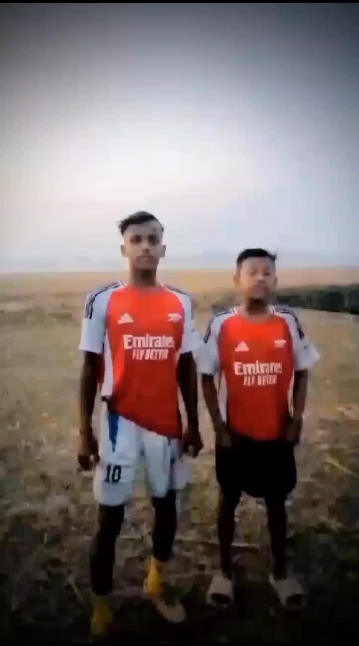 @IK 🥰🤟.. AKASH☠️⚽🤟🇧🇩