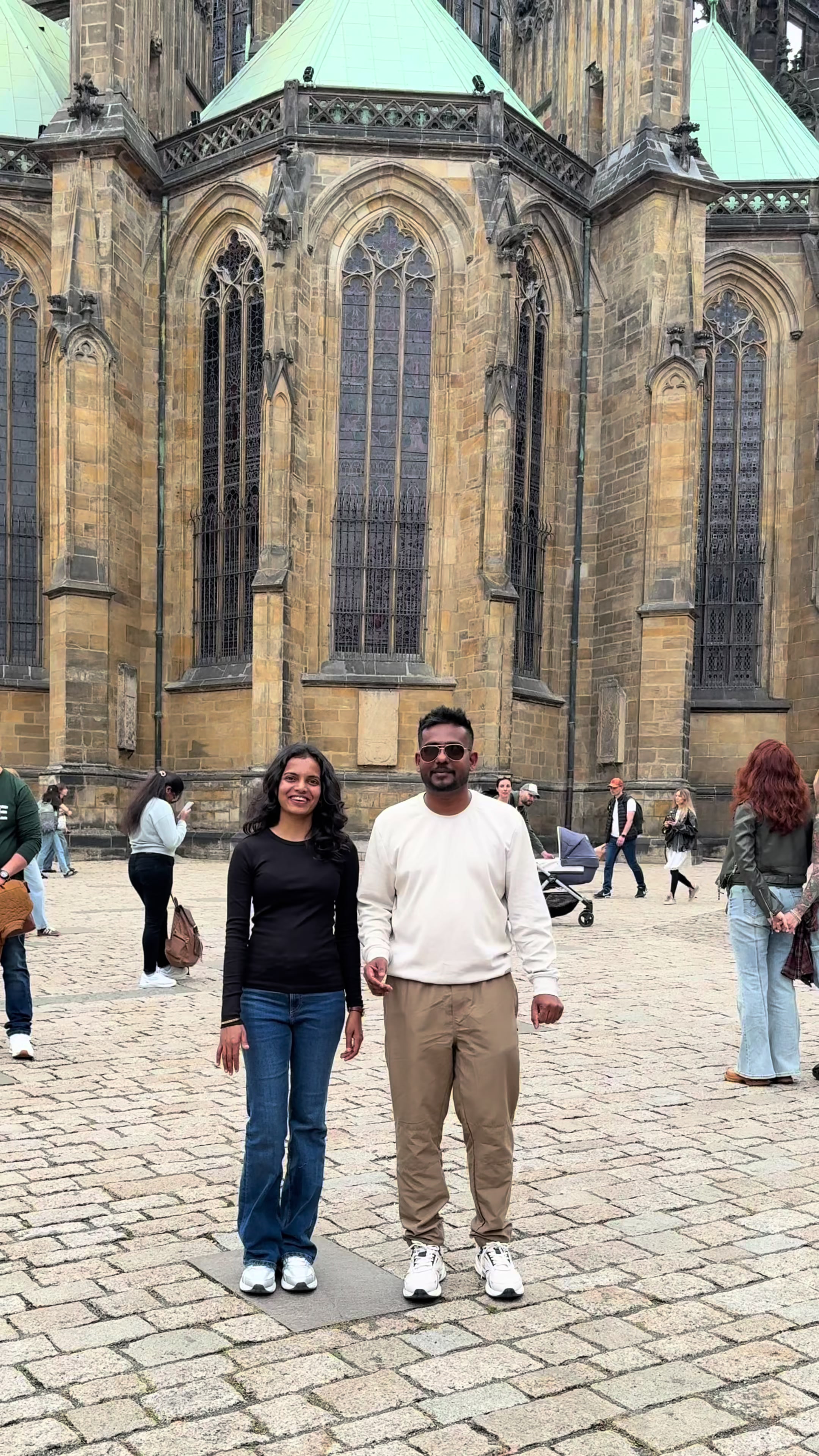 @Down Under Tales 🇱🇰 🇦🇺