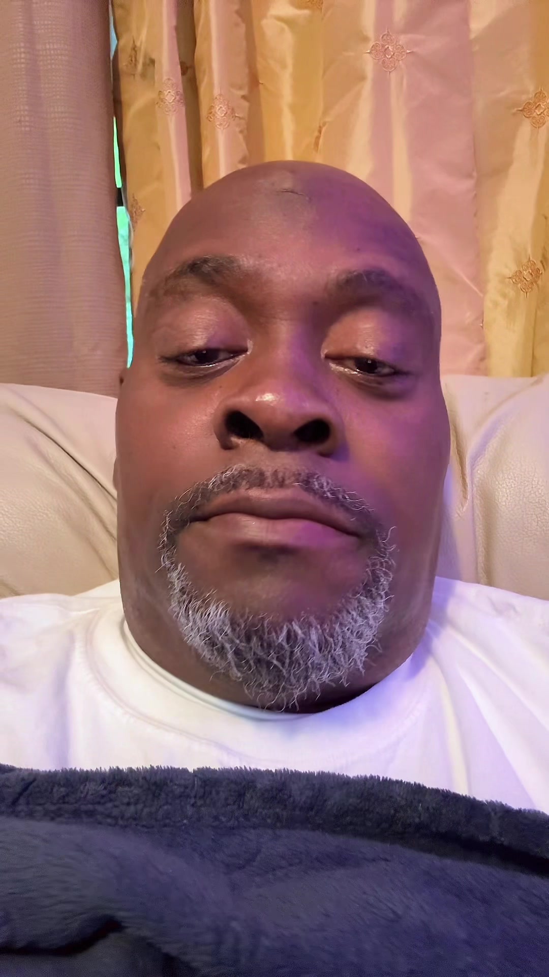@Comedian Baldhead Phillips