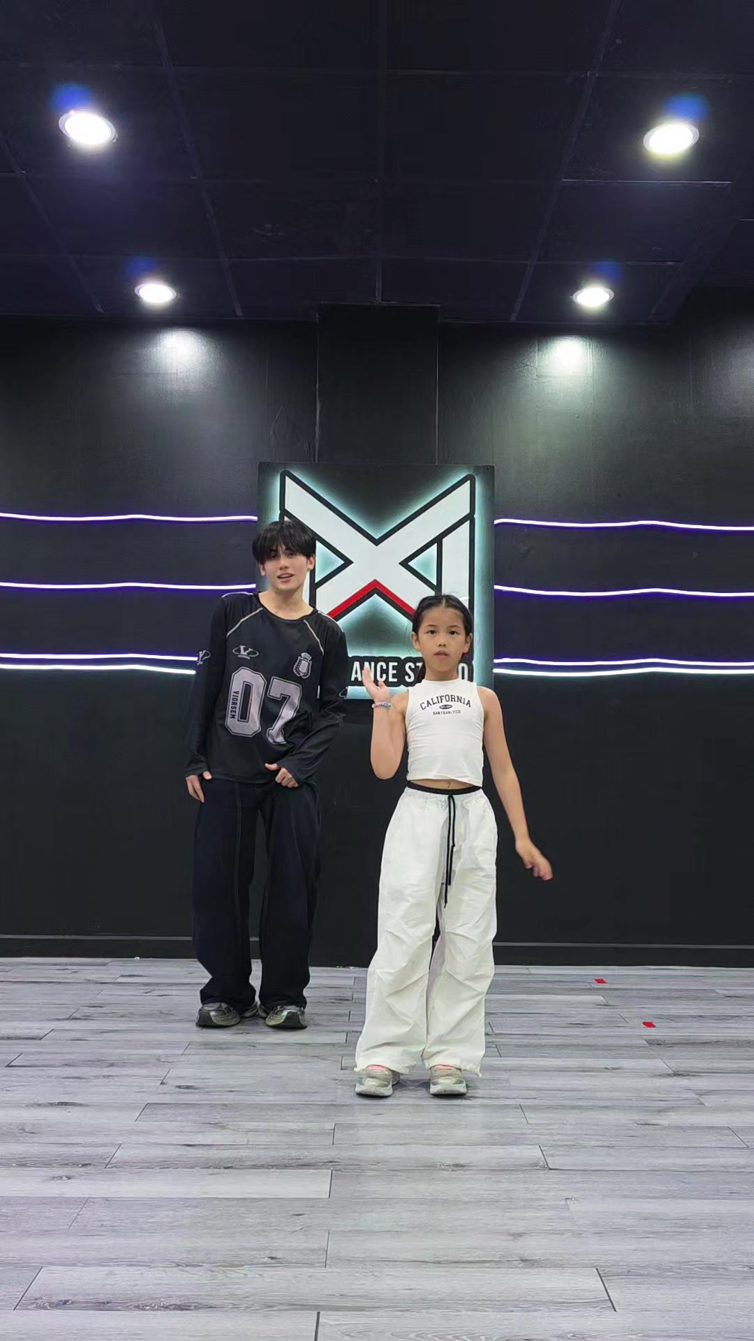 @MAXXDANCESTUDIO