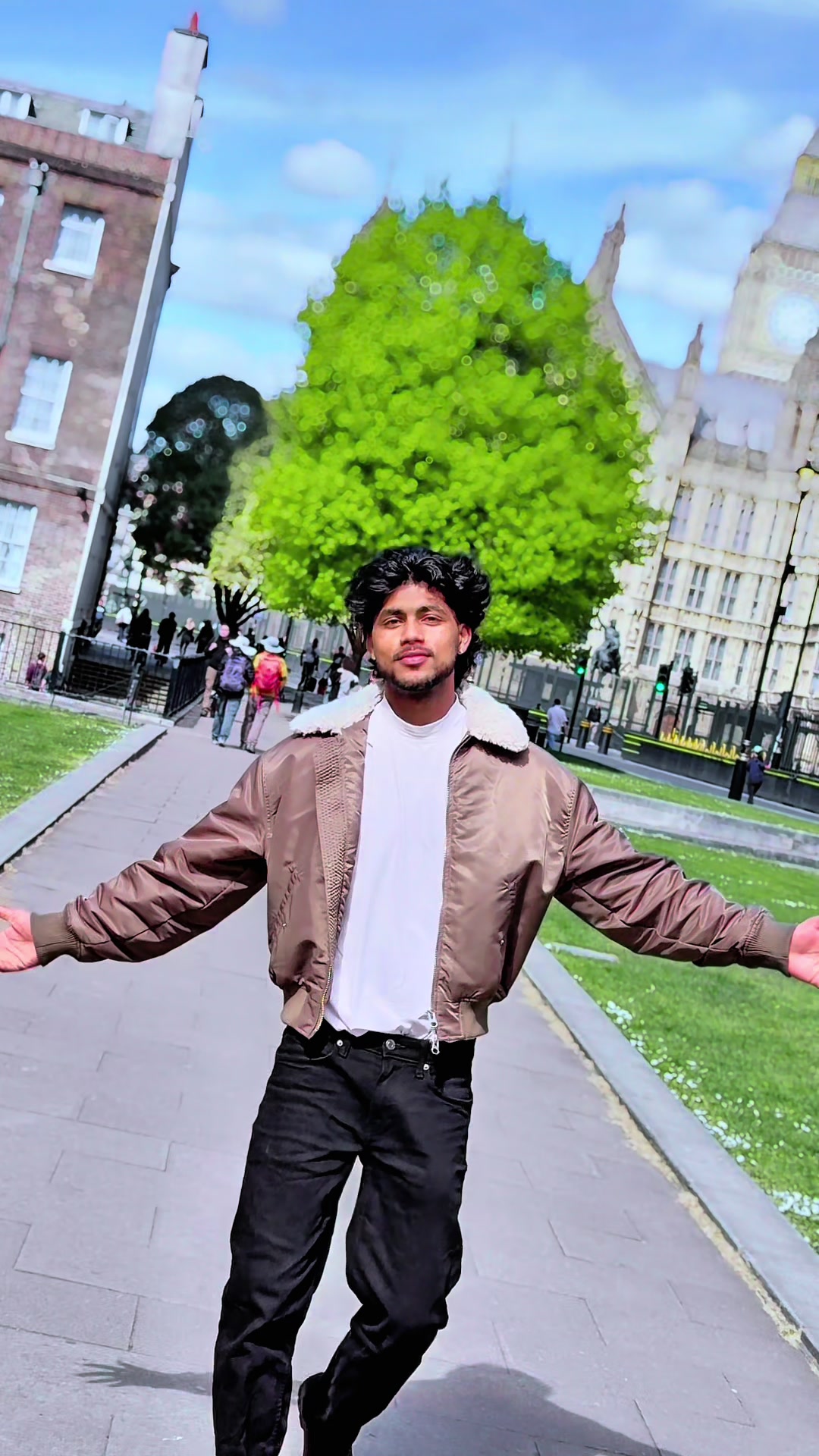 @K I S H A N T H 🐅🇬🇧