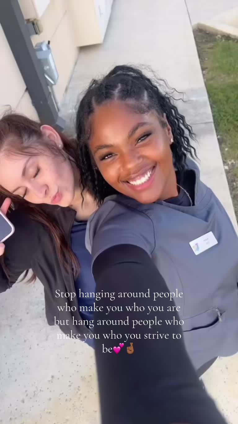 @An𝚒𝚢𝚊𝚑💕🦋