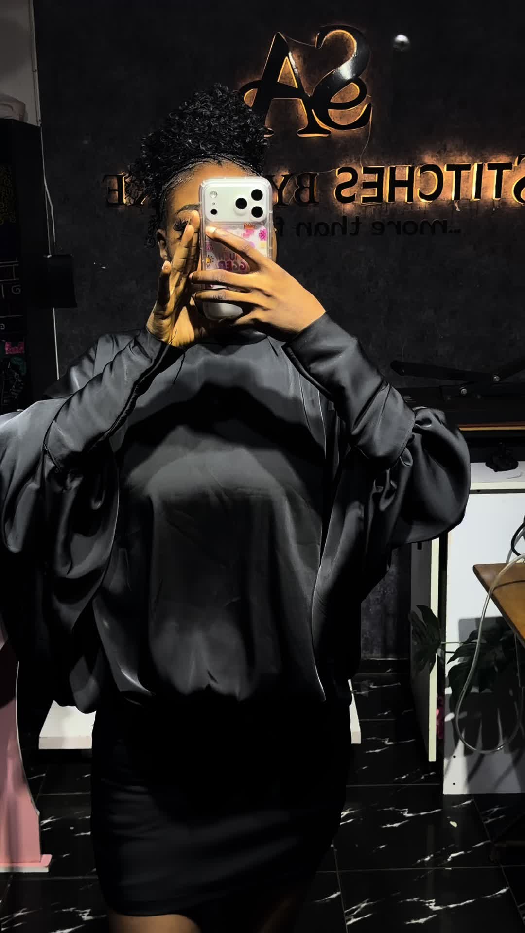 @FASHIONDESIGNER IN MOSHALASHI