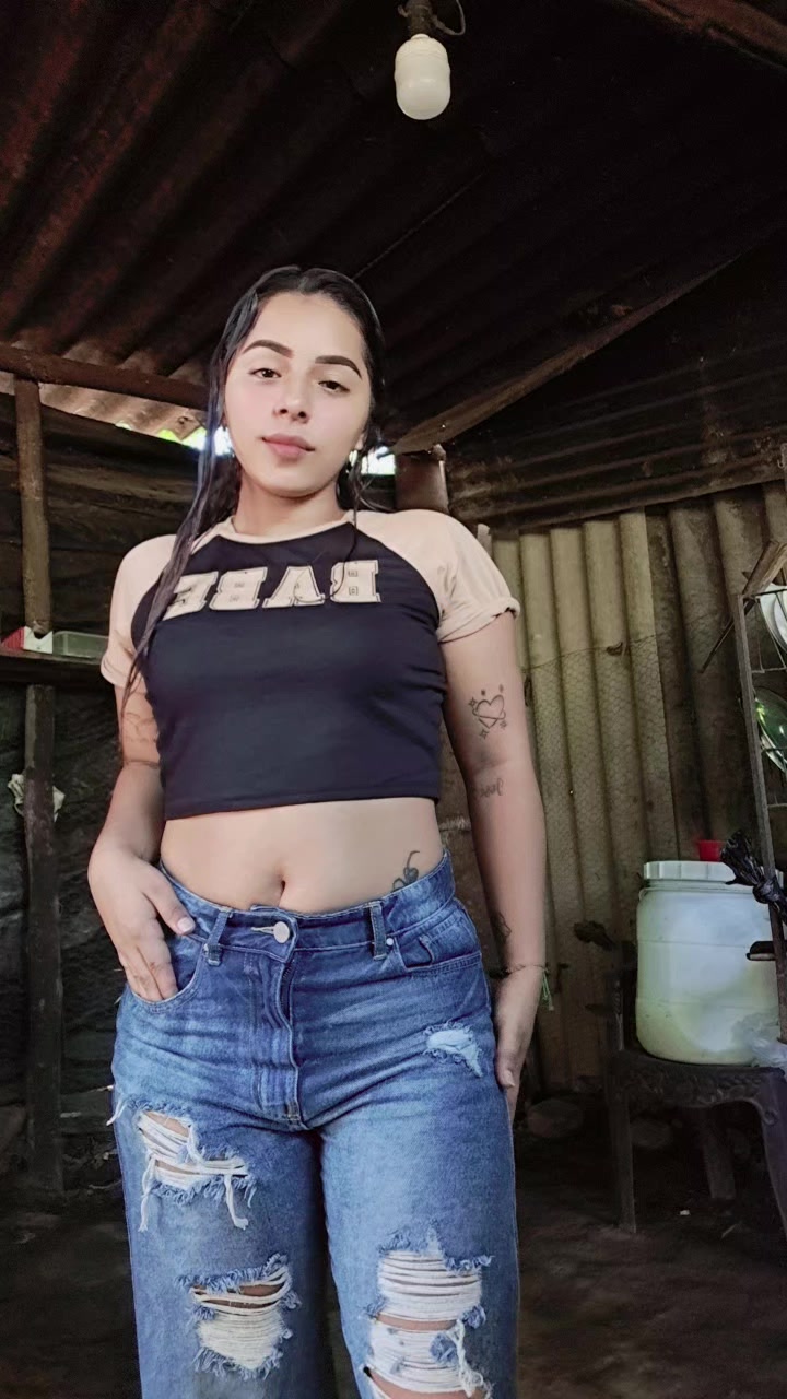@𝕰𝖑𝖎𝖎 𝕮𝖍𝖆𝖛𝖊𝖟💋🍒
