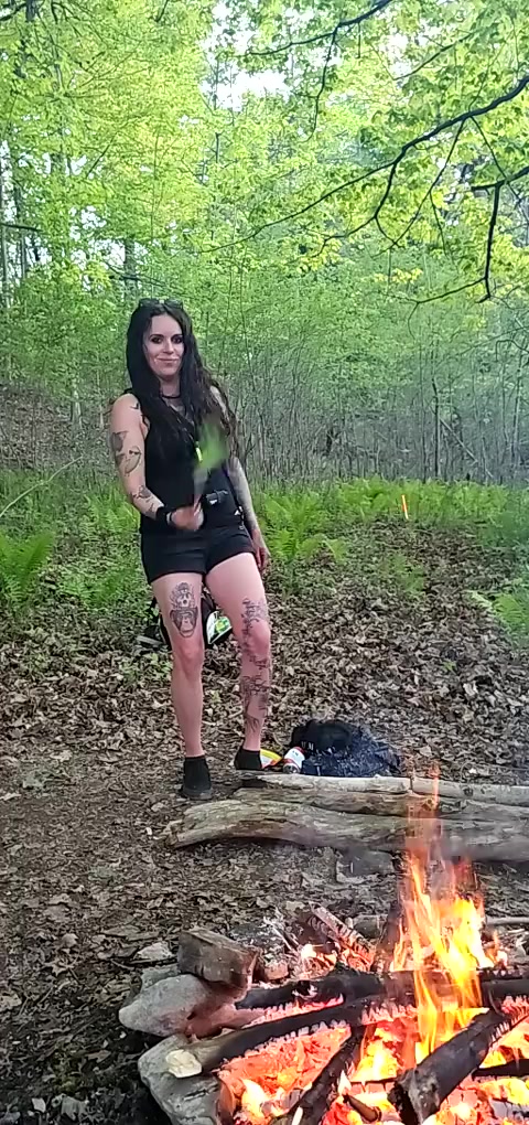 @Paige Kuhn 🇨🇦 🍄