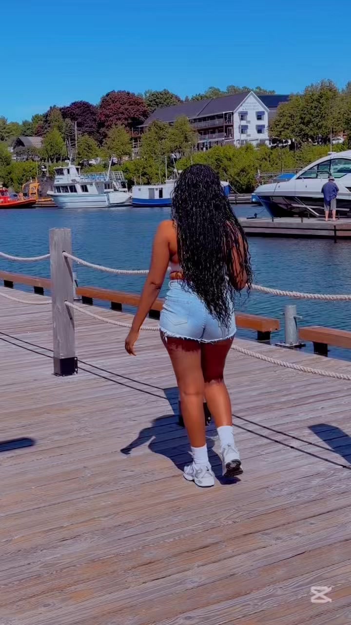@Ninaqueen