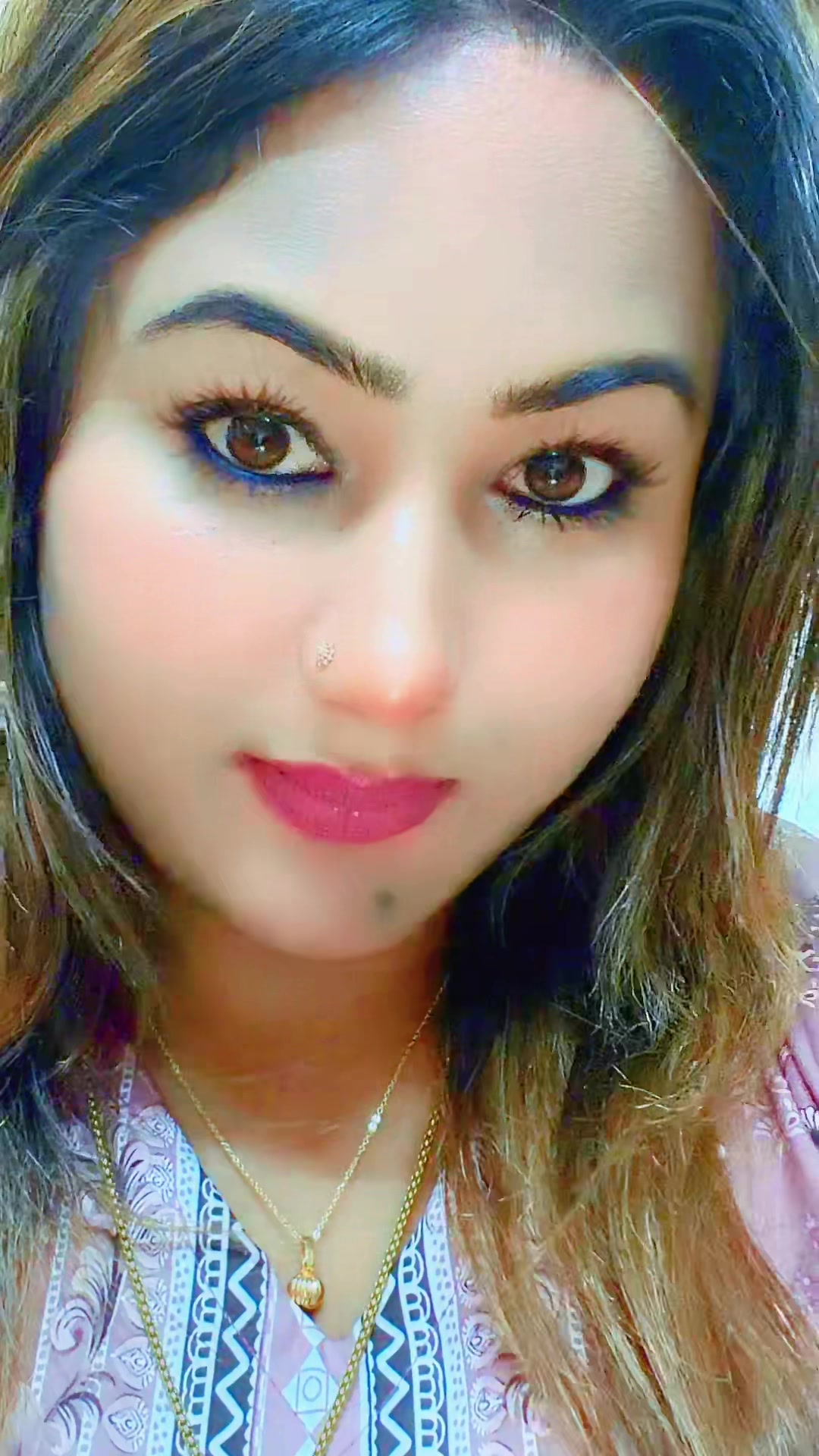 @Riyamoni