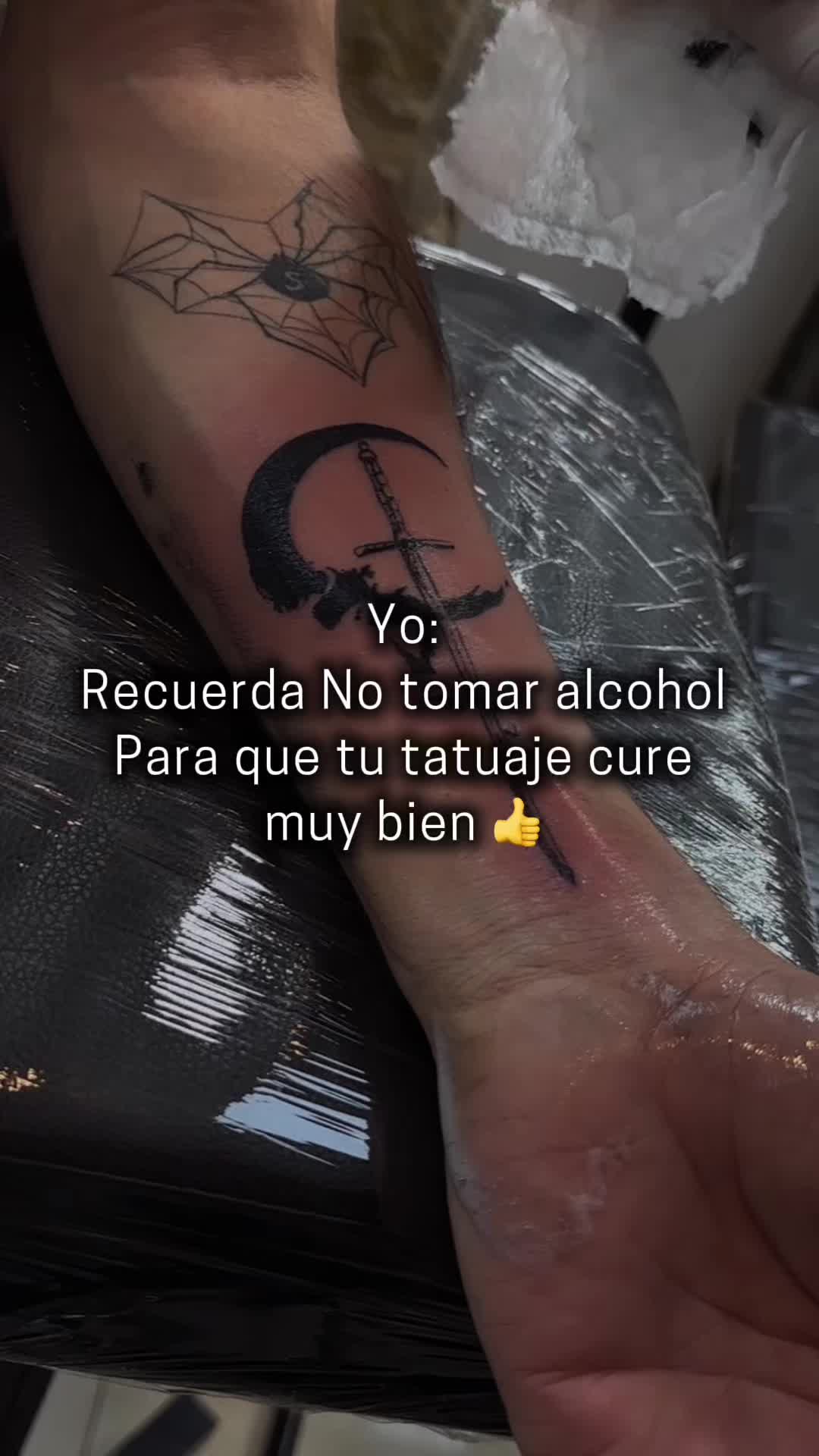 @Lina Vicuña ~ Tatuadora