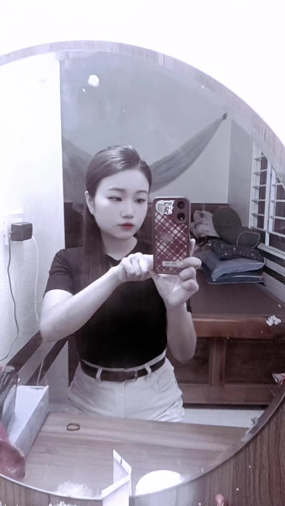 @Ho&agrave;i ng&acirc;n.s.