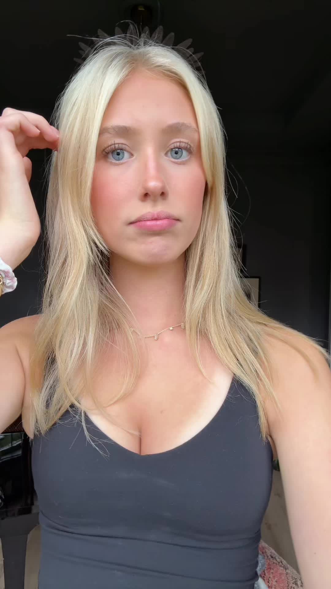 @ellaspam🐩💞🪞🧁💫