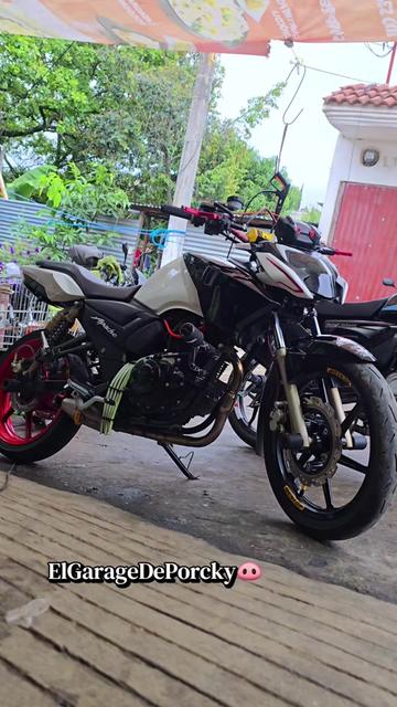 @ElGarageDePorcky🐽TallerDeMts