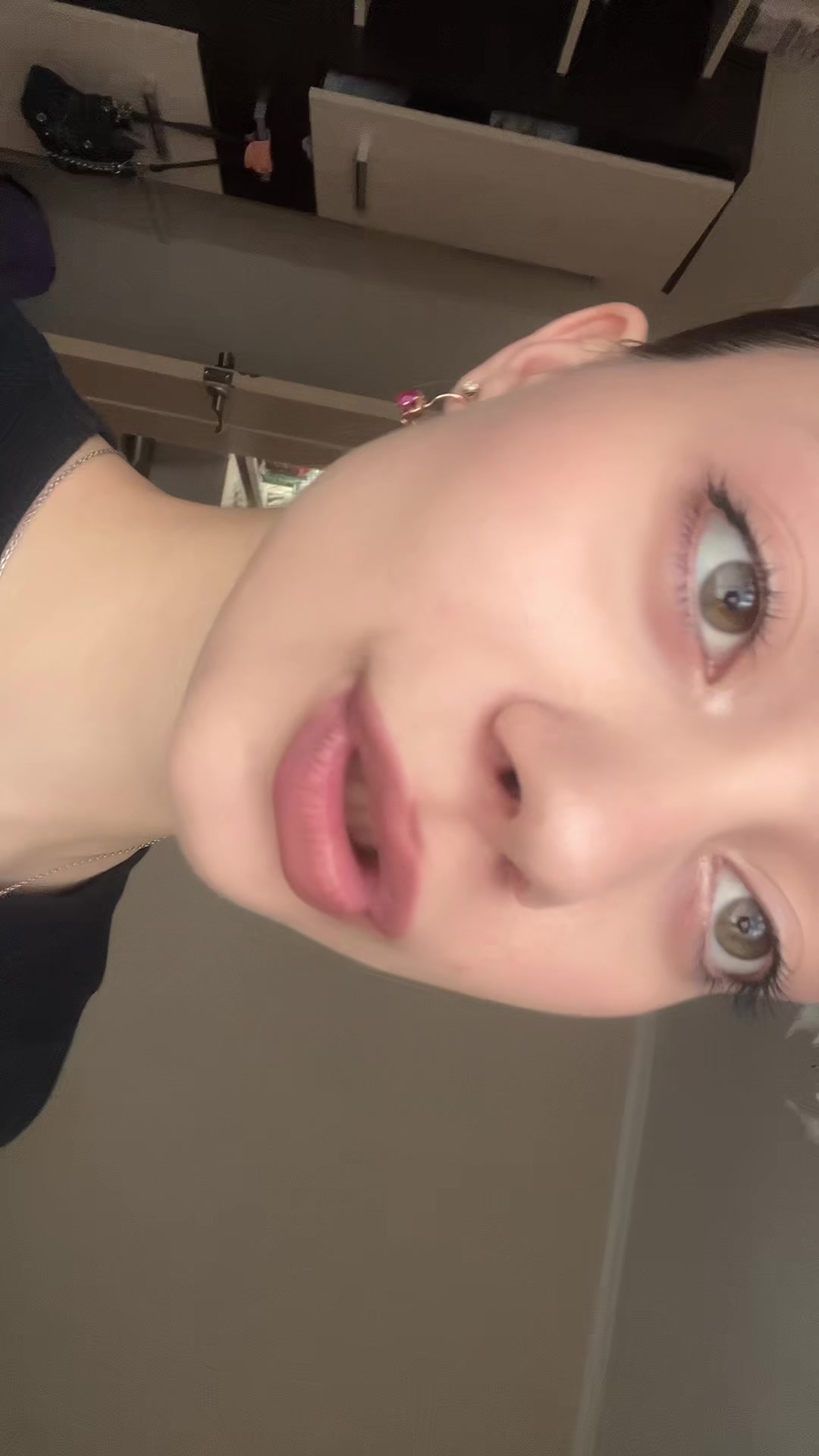 @сашко🧎🏻♀️