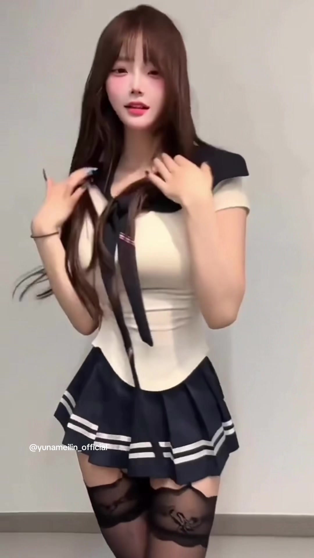 @yunameilin_official