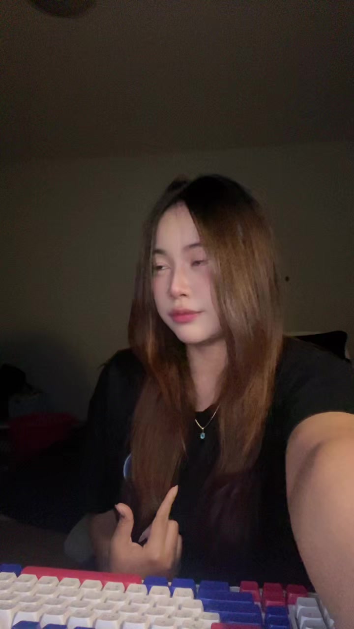@พิแพร์ไม่กินถั่วงอก 𐐪𐑂