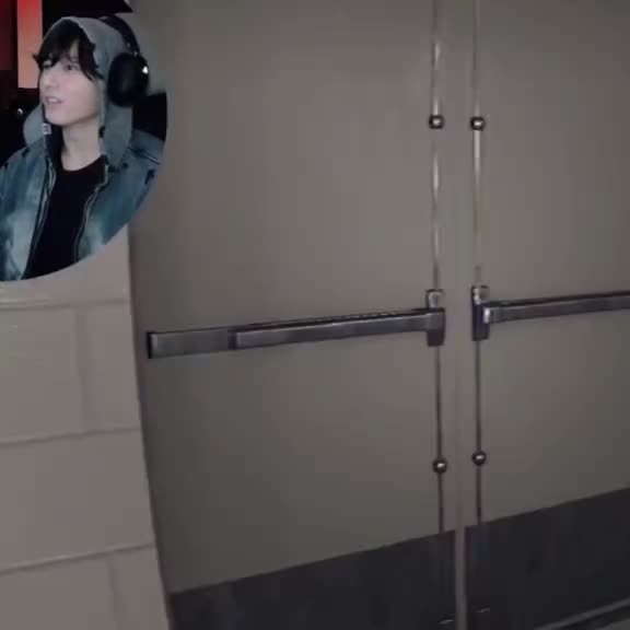 @𝙫𝙞𝙣𝗌𝗆𝗈𝗄𝖾