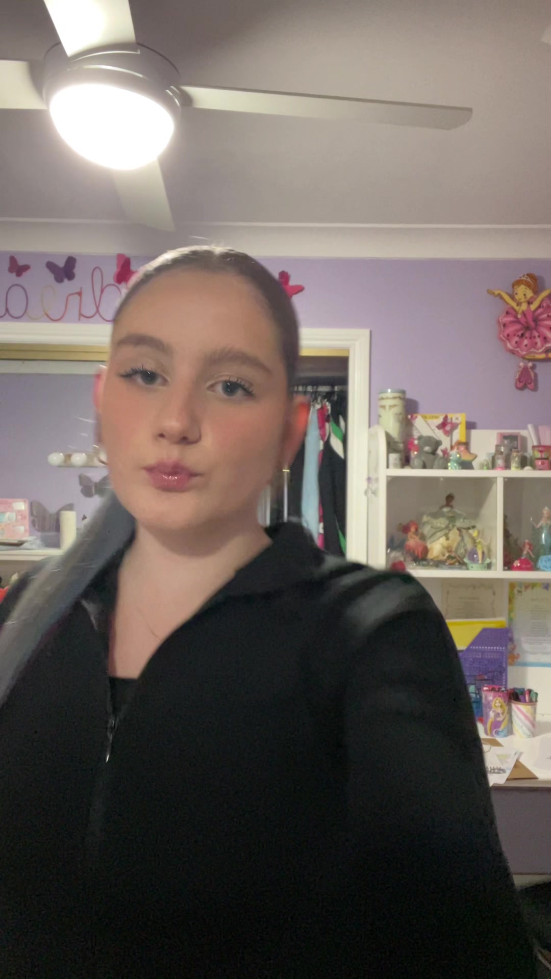 @Krystal_Jayde5