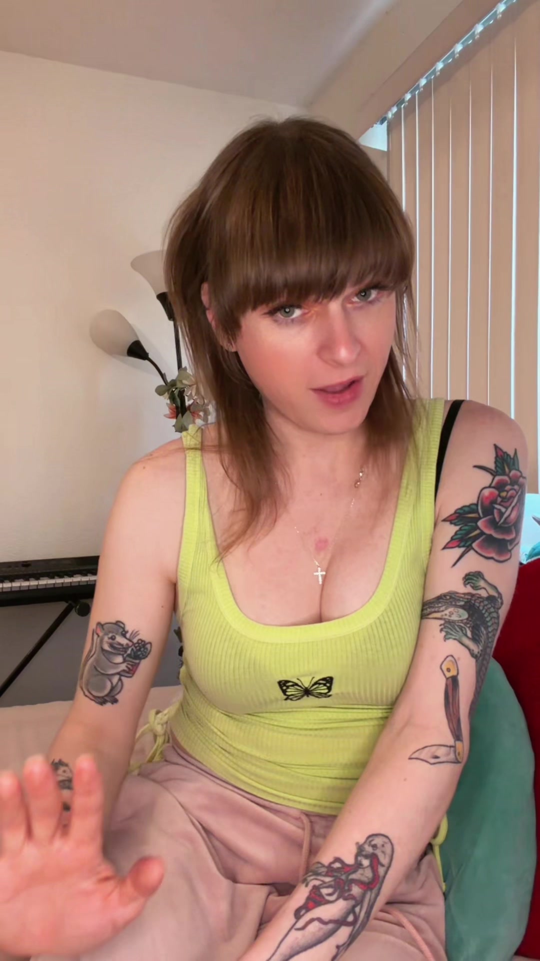 @LIZZZY