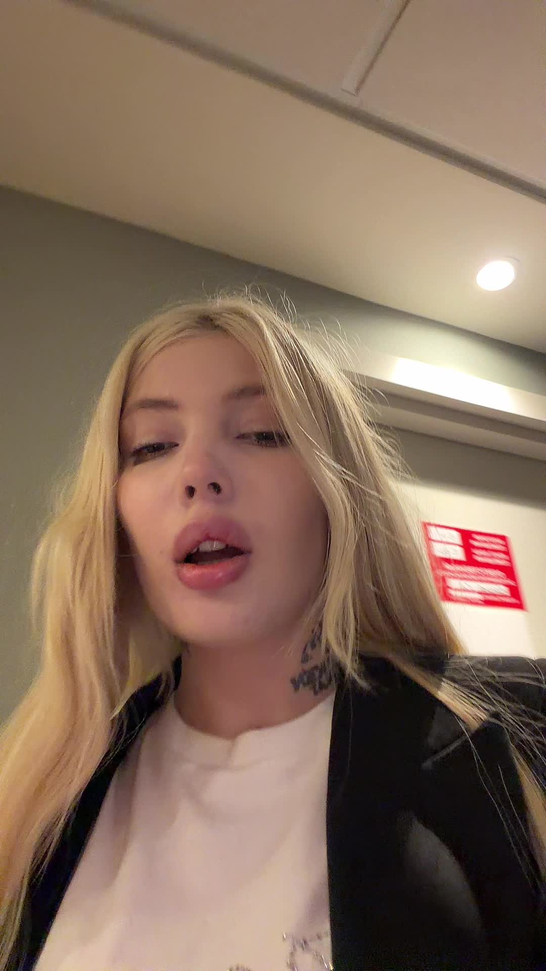 @user42200294589