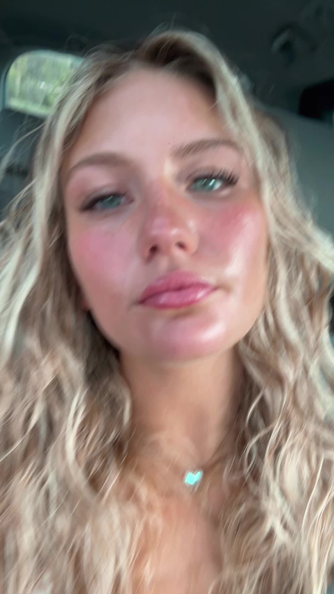 @Claire🧸