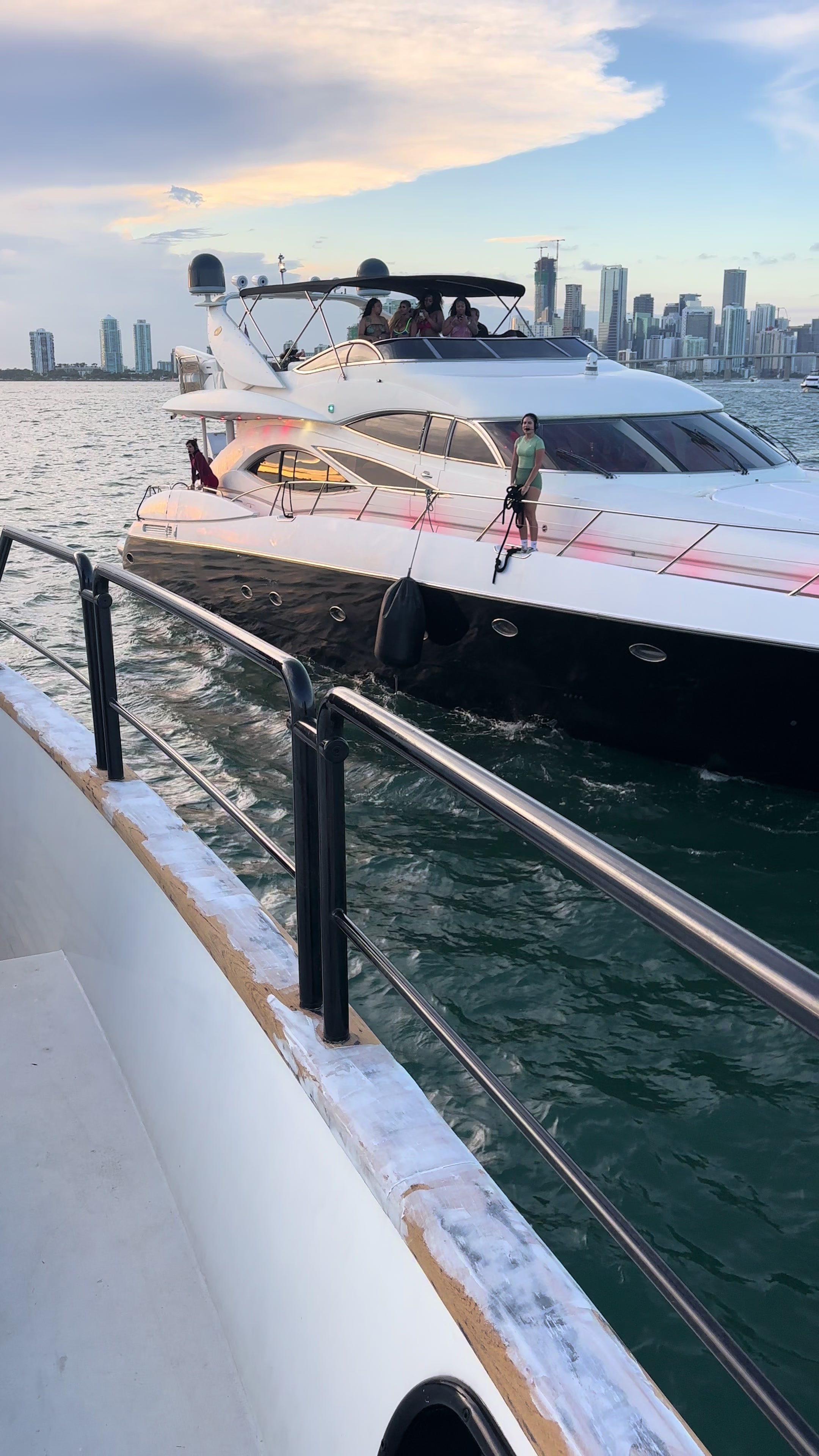 @Yachtvibesmiami