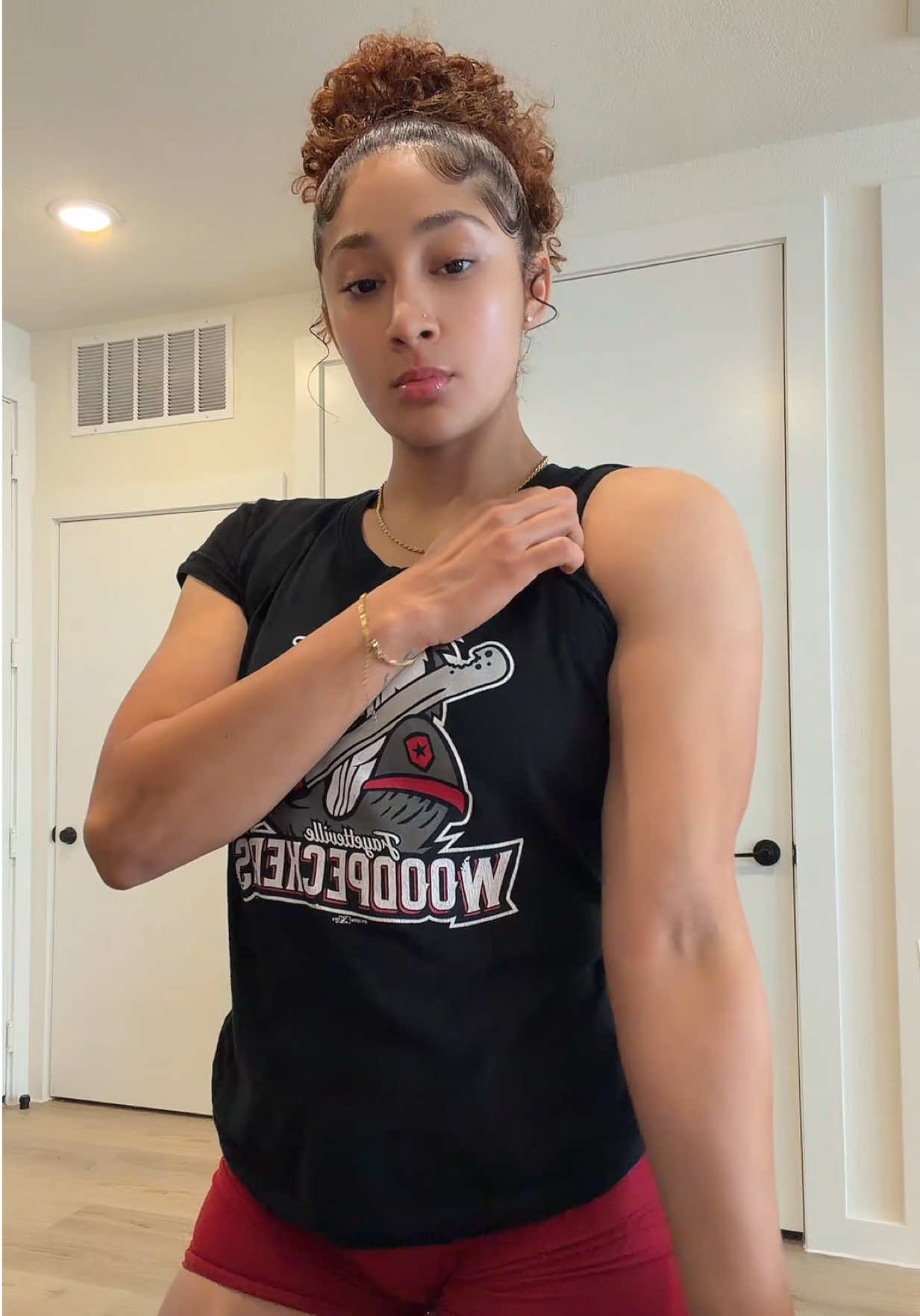 @karissafit